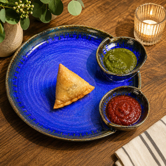 “Luxurious Midnight Blue” Ceramic Chip and Dip Platter with 2 fixed Dip Bowls (Pussian Blue , 12 inches , 1200 gm)