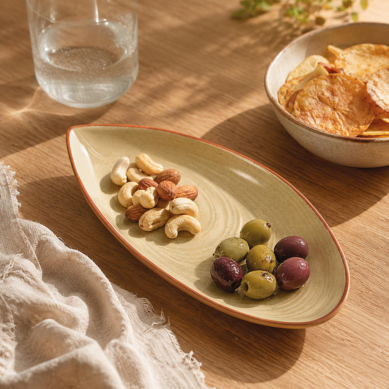 Luxurious Boat Shaped Ceramic Platter with Spiral Design (Ivory , 11 inches)