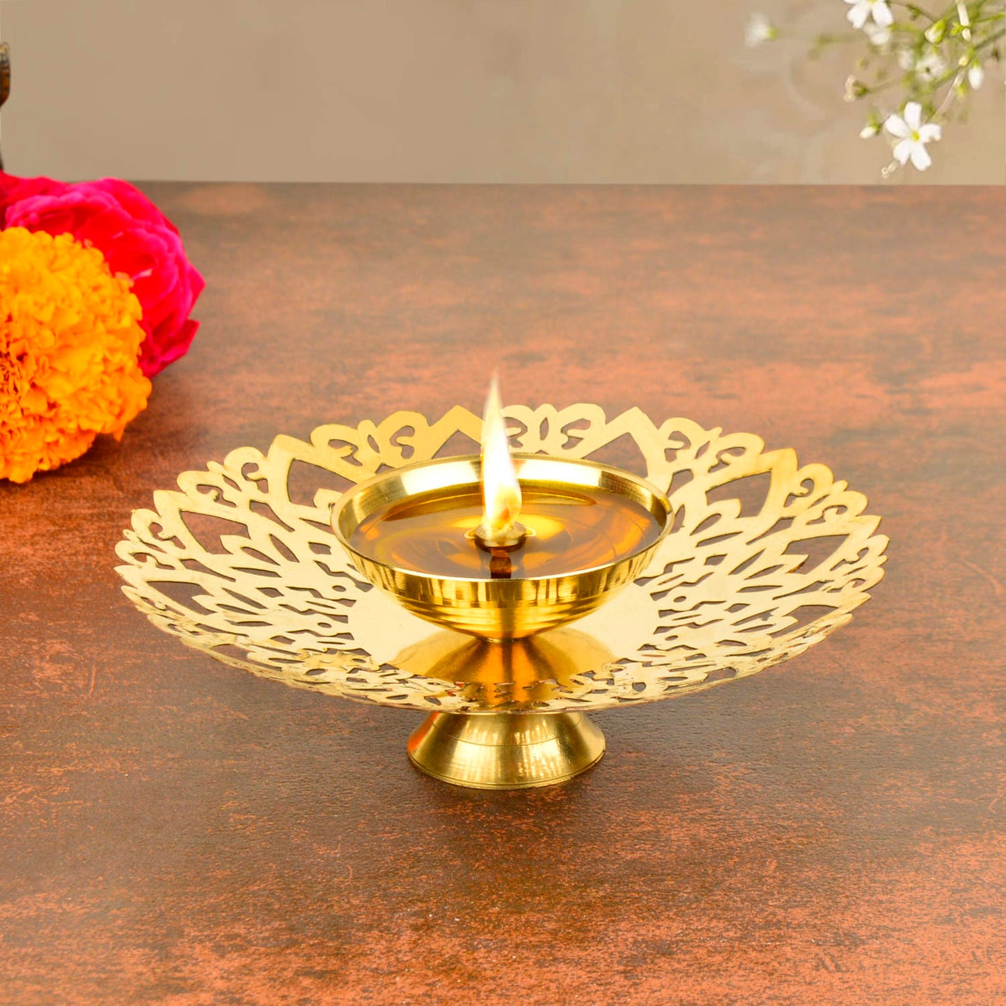 Brass Cutwork Pooja Diya (L x B x H : 12 x 12 x 3.5 cm , Weight : 70 gm) - View 4