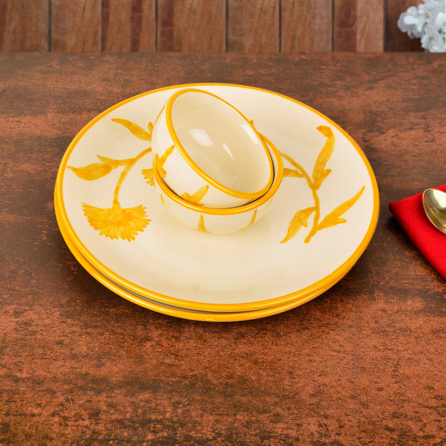 “The Lucid Yellow Collection” Hand Painted Ceramic Floral 2 Dinner Serving Plates with 2 Dinner Bowls (Set of 4, Yellow & Off White, Plate Diameter – 10 inches) - View 3