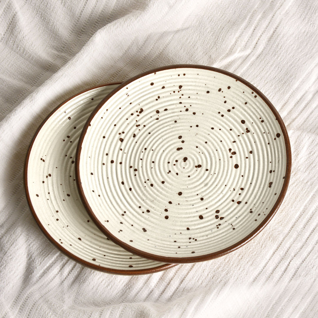 Ribbed Ceramic Quarter Plates with Brown Speckles (7 inches, Set of 2, Off White)