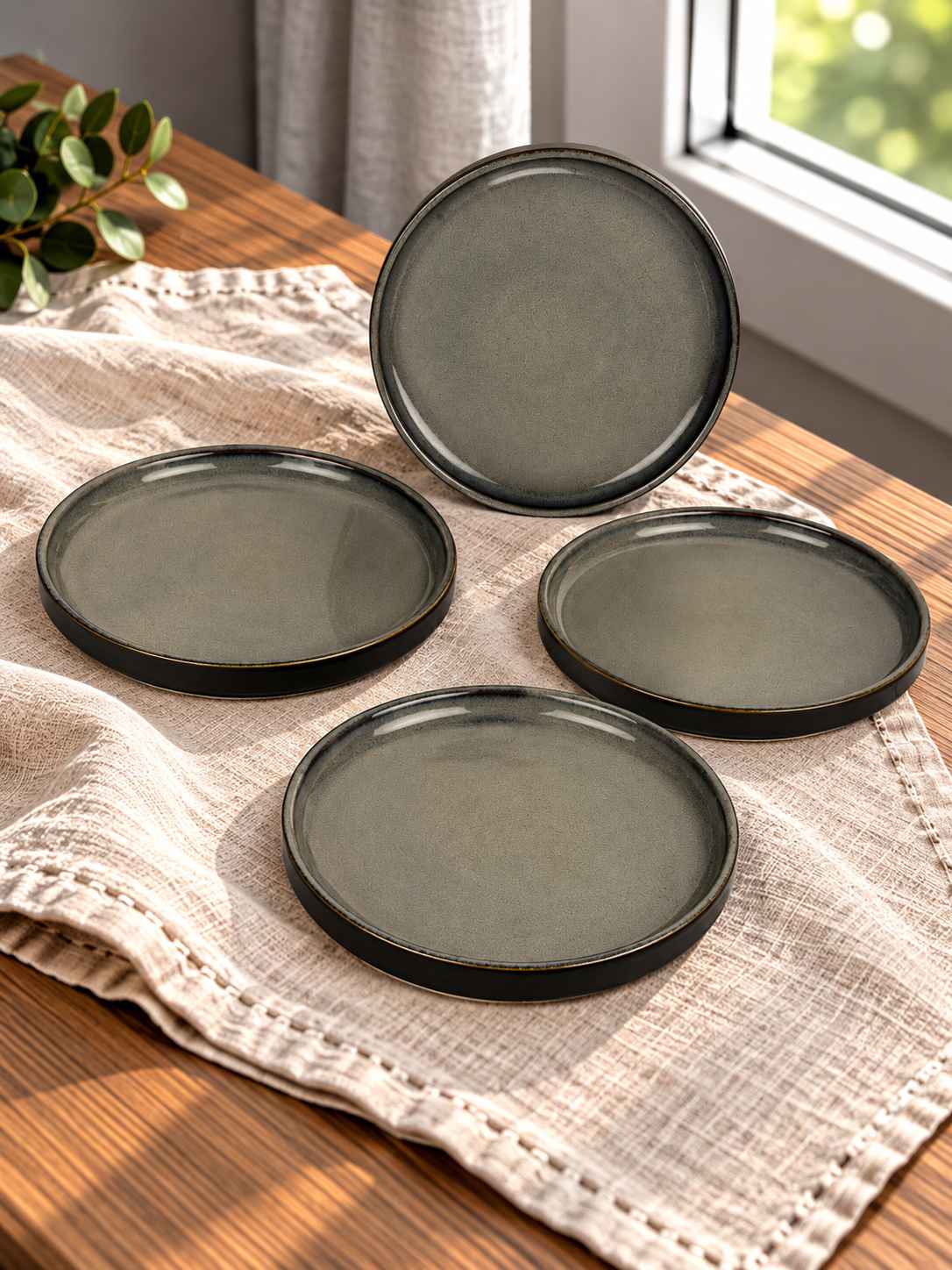 Ceramic Dinner Plates with Raised Rim - Set of 4 - Charcoal Grey - 26 cm - 1040 gm each