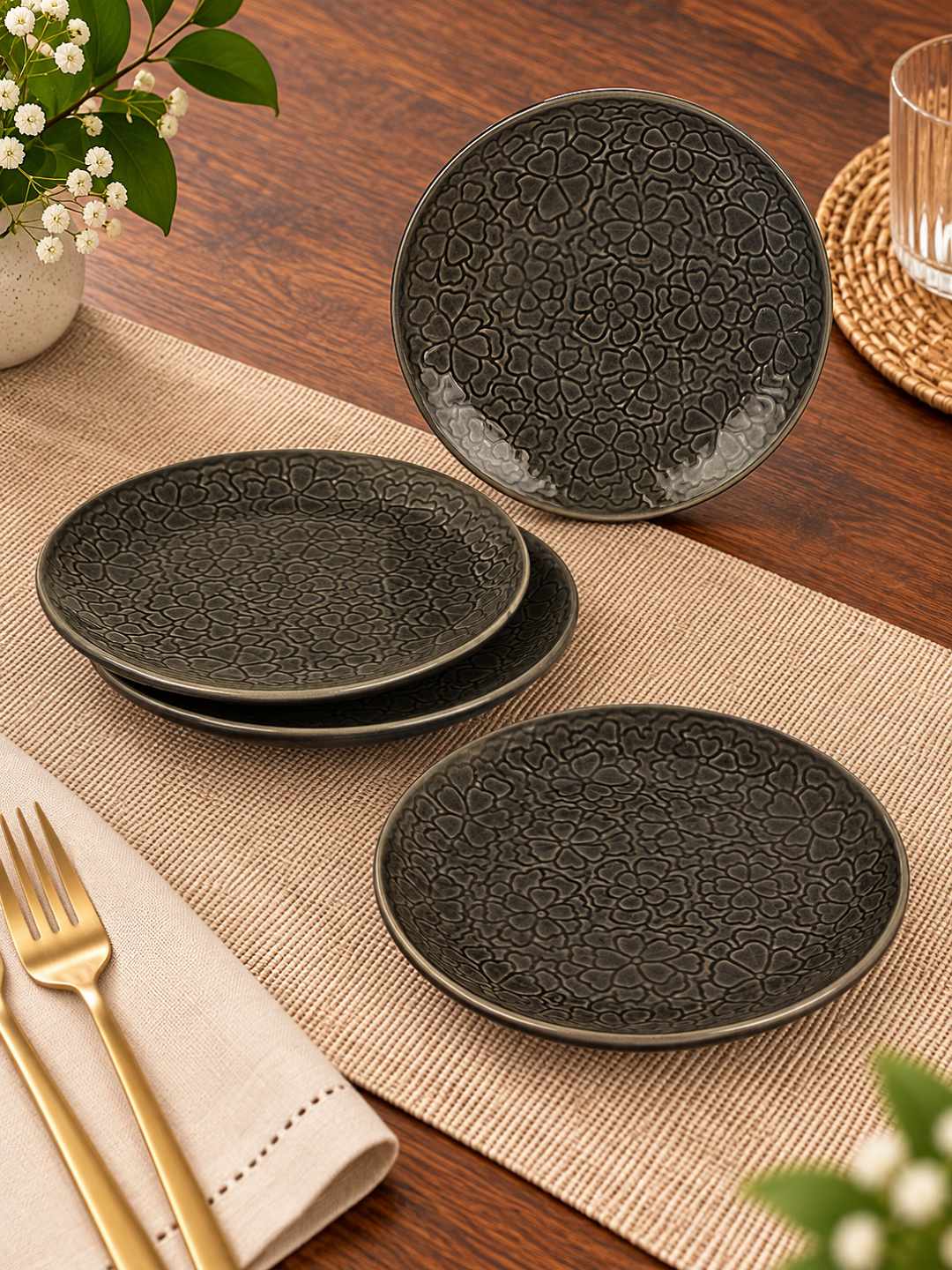 Ceramic Embossed Quarter Plates – 18 cm – Charcoal Grey – Set of 4 - 360 gm each