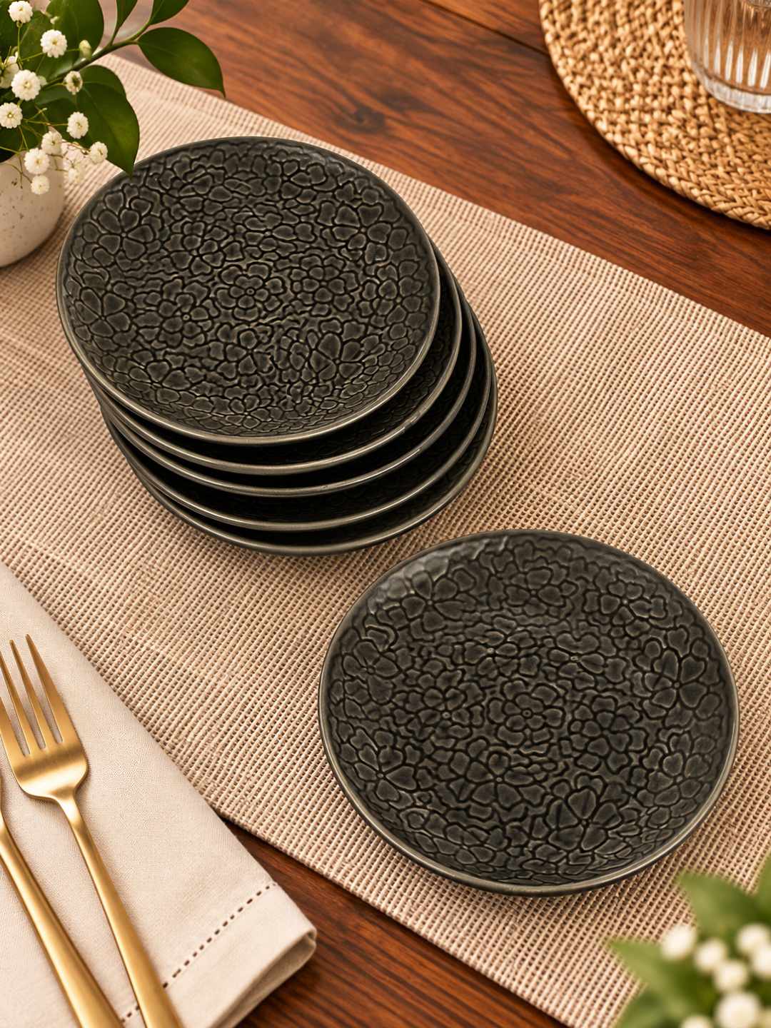 Ceramic Embossed Quarter Plates – 18 cm – Charcoal Grey – Set of 6 - 360 gm each