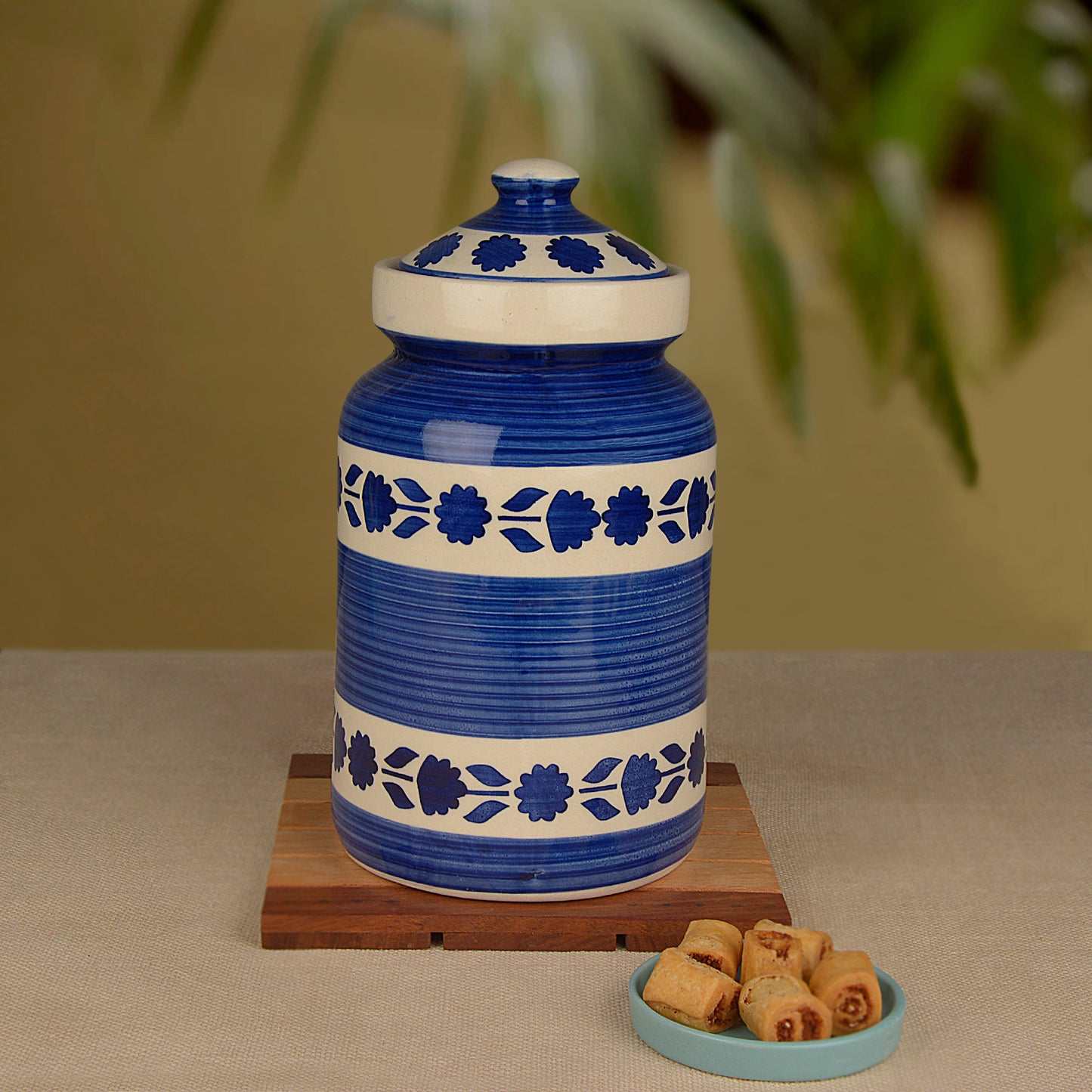 Handpainted Ceramic Jar (Burni) Set with Lid (3000 ml, Blue and White)