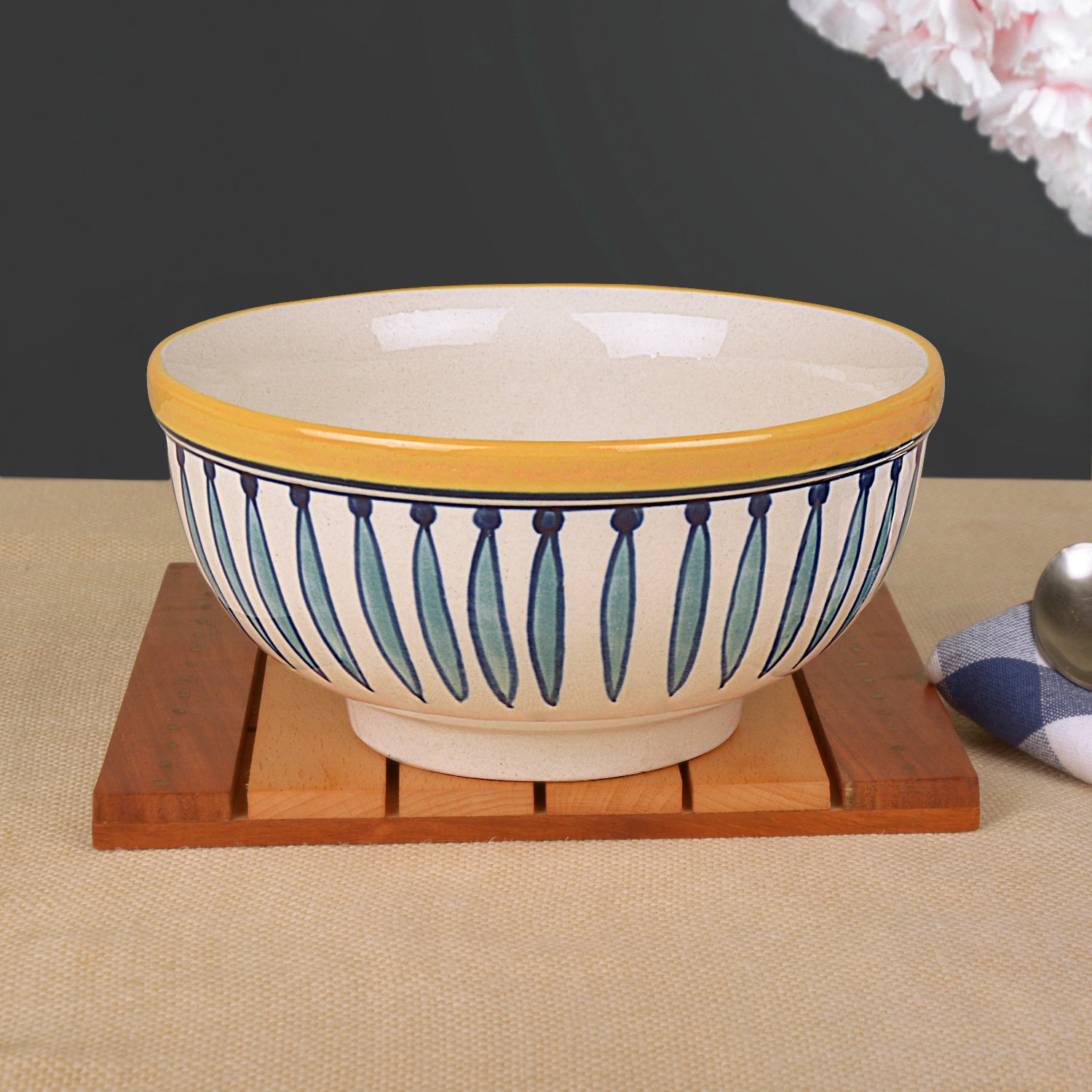 "Kyoto Collection" Handpainted Ceramic Dinner Serving Bowl (White and Blue, 1000 ml)