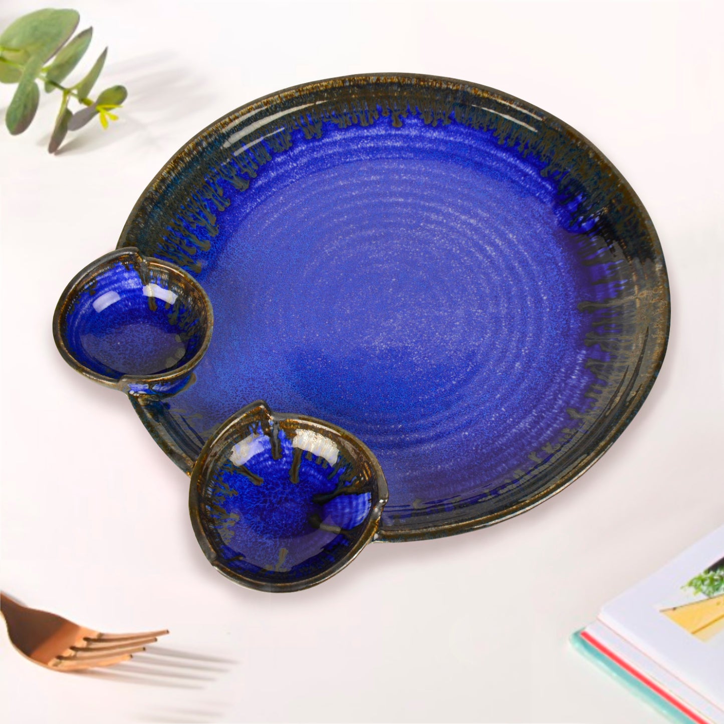 “Luxurious Midnight Blue” Ceramic Chip and Dip Platter with 2 fixed Dip Bowls (Pussian Blue , 12 inches , 1200 gm) - View 2