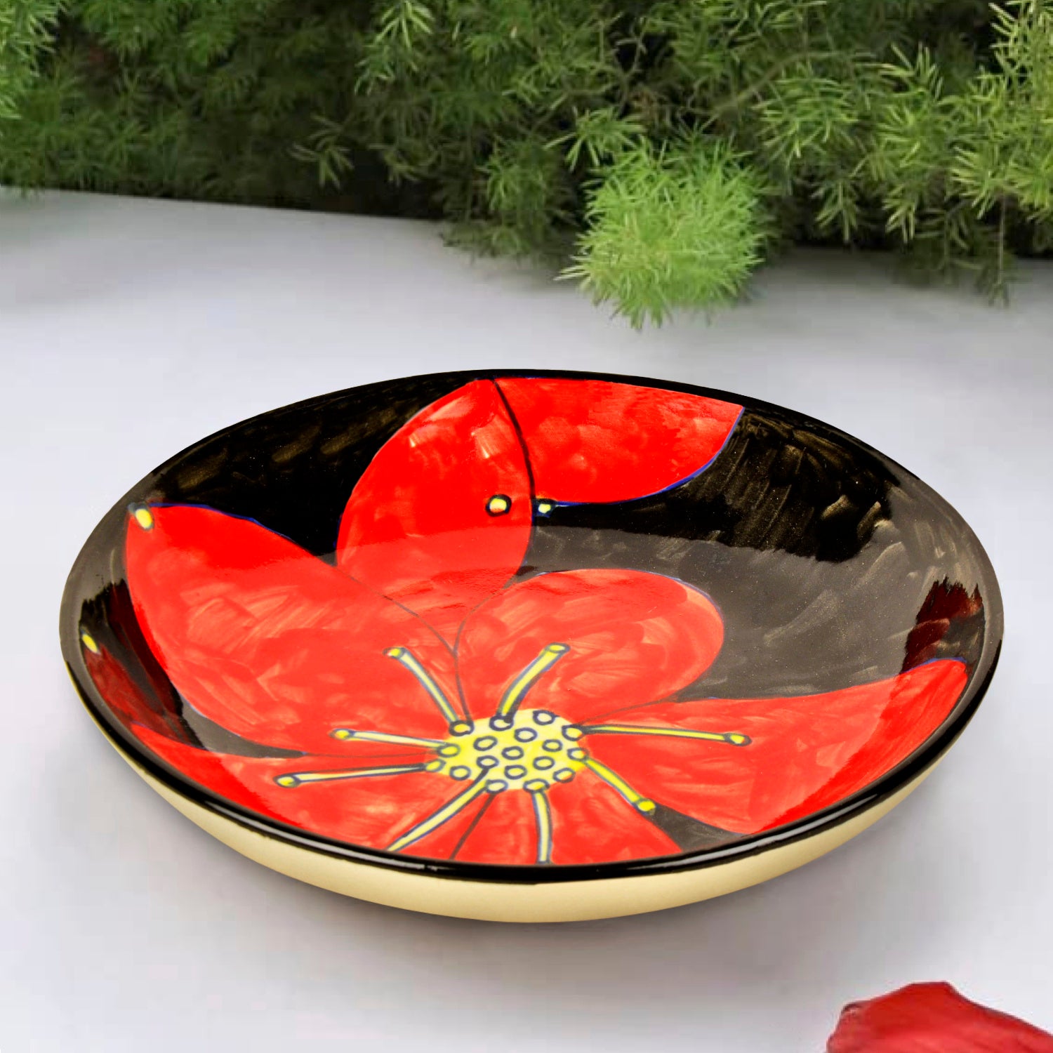 Hand Painted Chic and Sleek Ceramic Shallow Serving Bowl (8.5 icnhes , Red and Black) - View 6