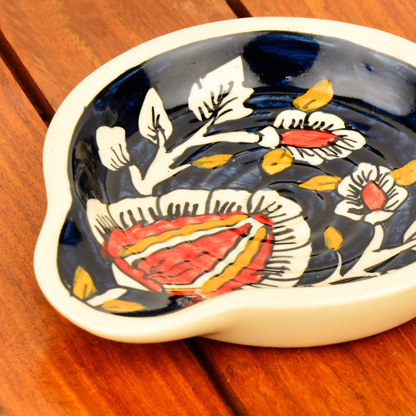 Hand Painted Round Big Ceramic Spoon Rest for Kitchen, Dining Table (Blue, L x B - 14.5 x 12.5 cm) - View 6