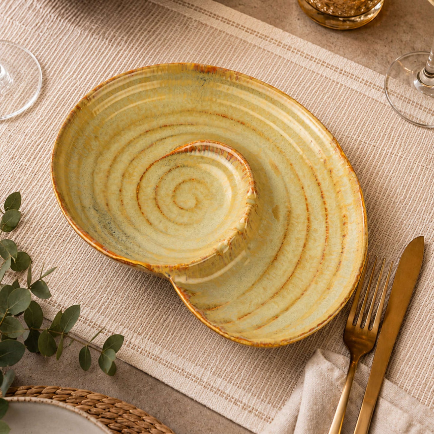 Handcrafted Nautilus Shell Serving Platter (Sand Beige with Caramel Brown Accents, 28.5 cm, 980 gm)