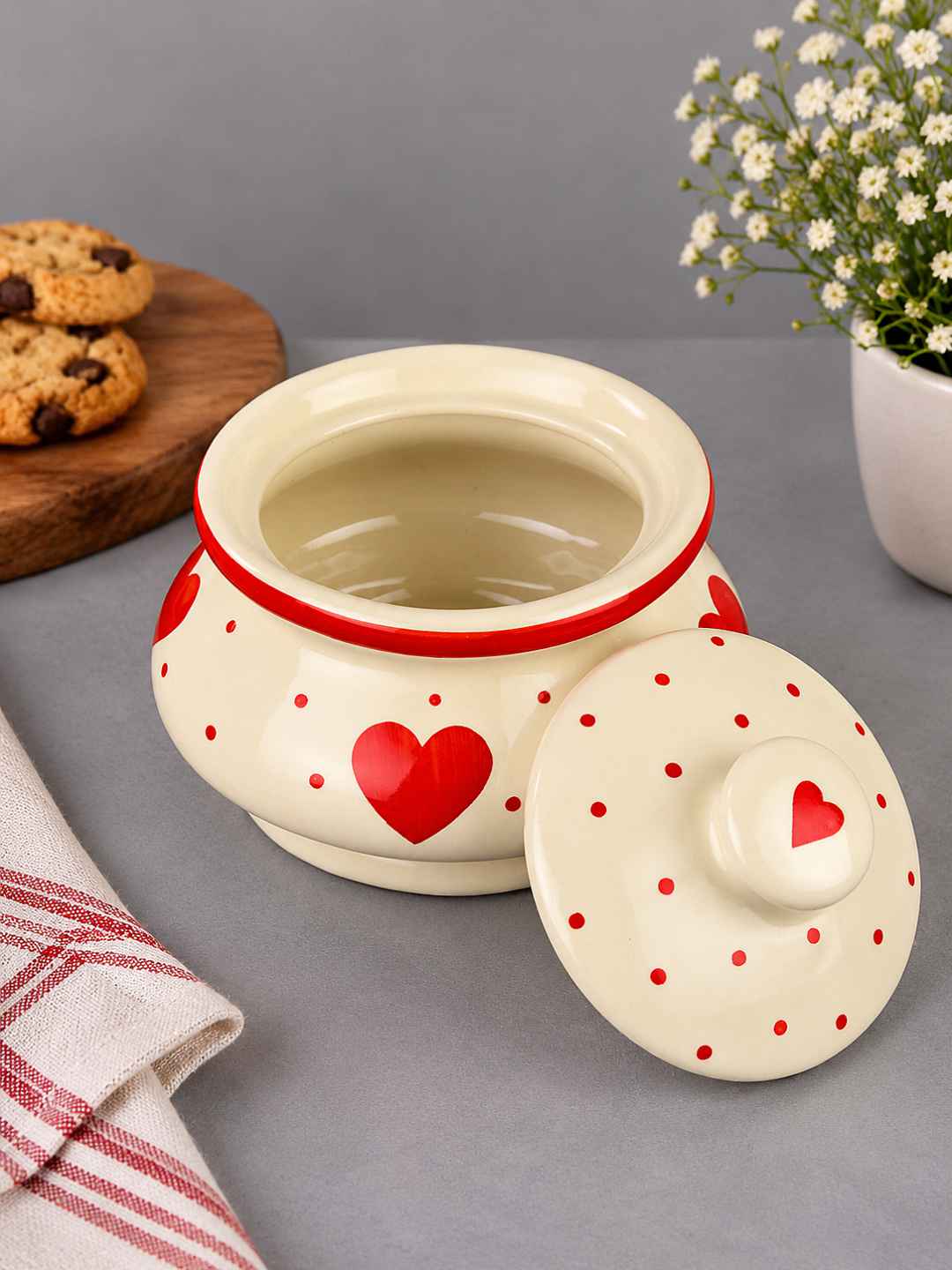 Ceramic Heart Design Handi with Lid - Red - White - 750 ml