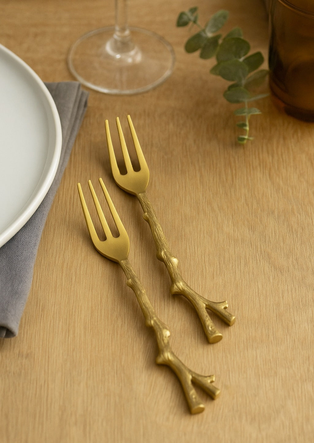 Premium Pure Brass Matte Finish Branch Style Fork for Eating ( Set of 2, Length - 7.2 inches, 50 gm each, Golden Color) - View 4