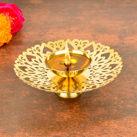 Brass Cutwork Pooja Diya (L x B x H : 12 x 12 x 3.5 cm , Weight : 70 gm)