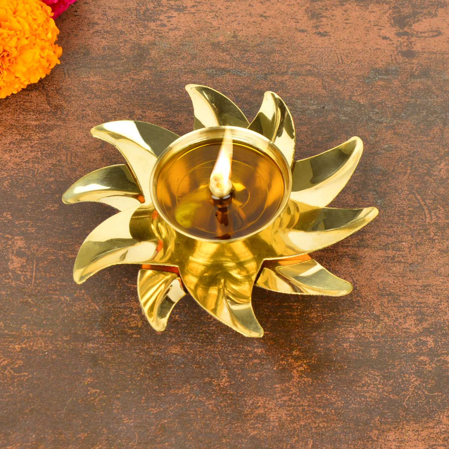Brass Sun Dial Pooja Diya (L x B x H : 12 x 12 x 4 cm , Weight : 75 gm)