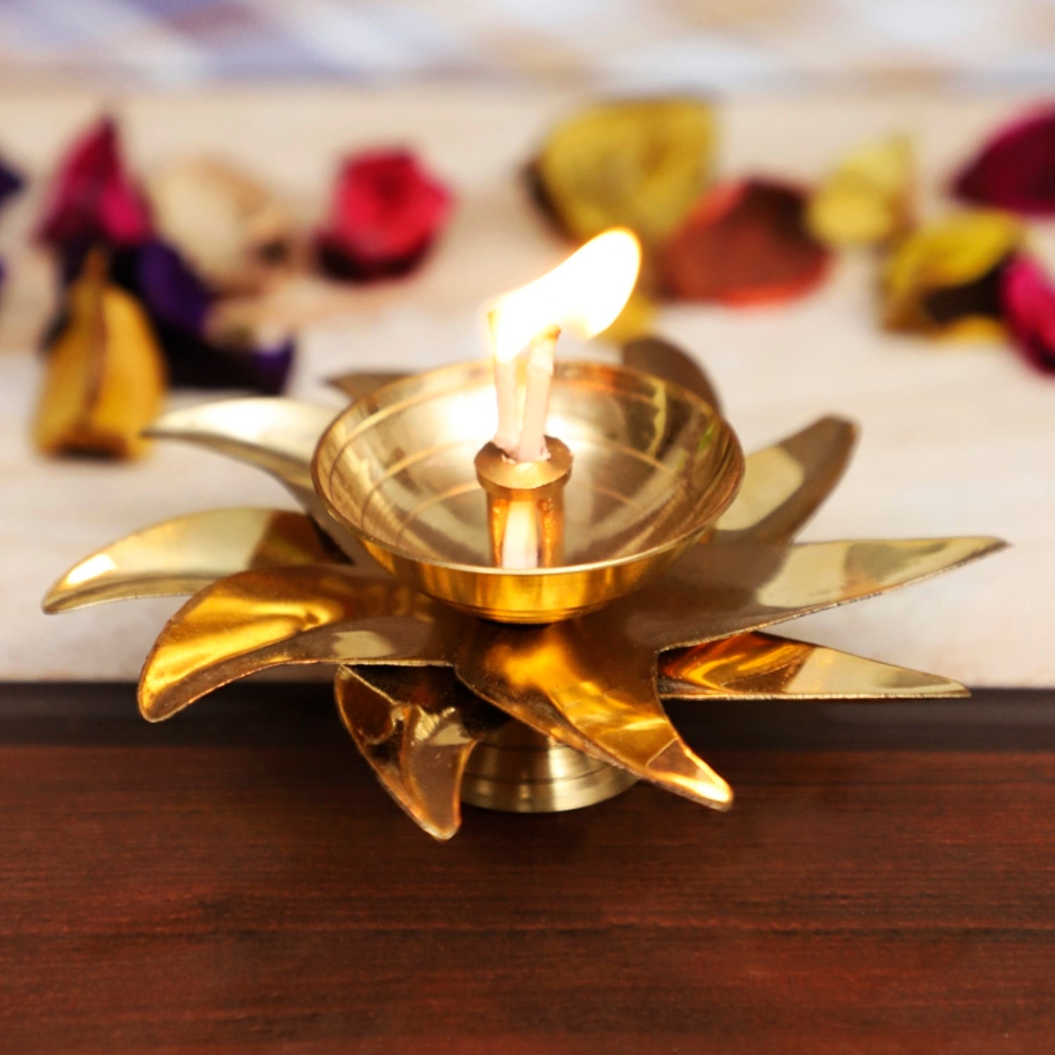 Brass Sun Dial Pooja Diya (L x B x H : 12 x 12 x 4 cm , Weight : 75 gm) - View 5