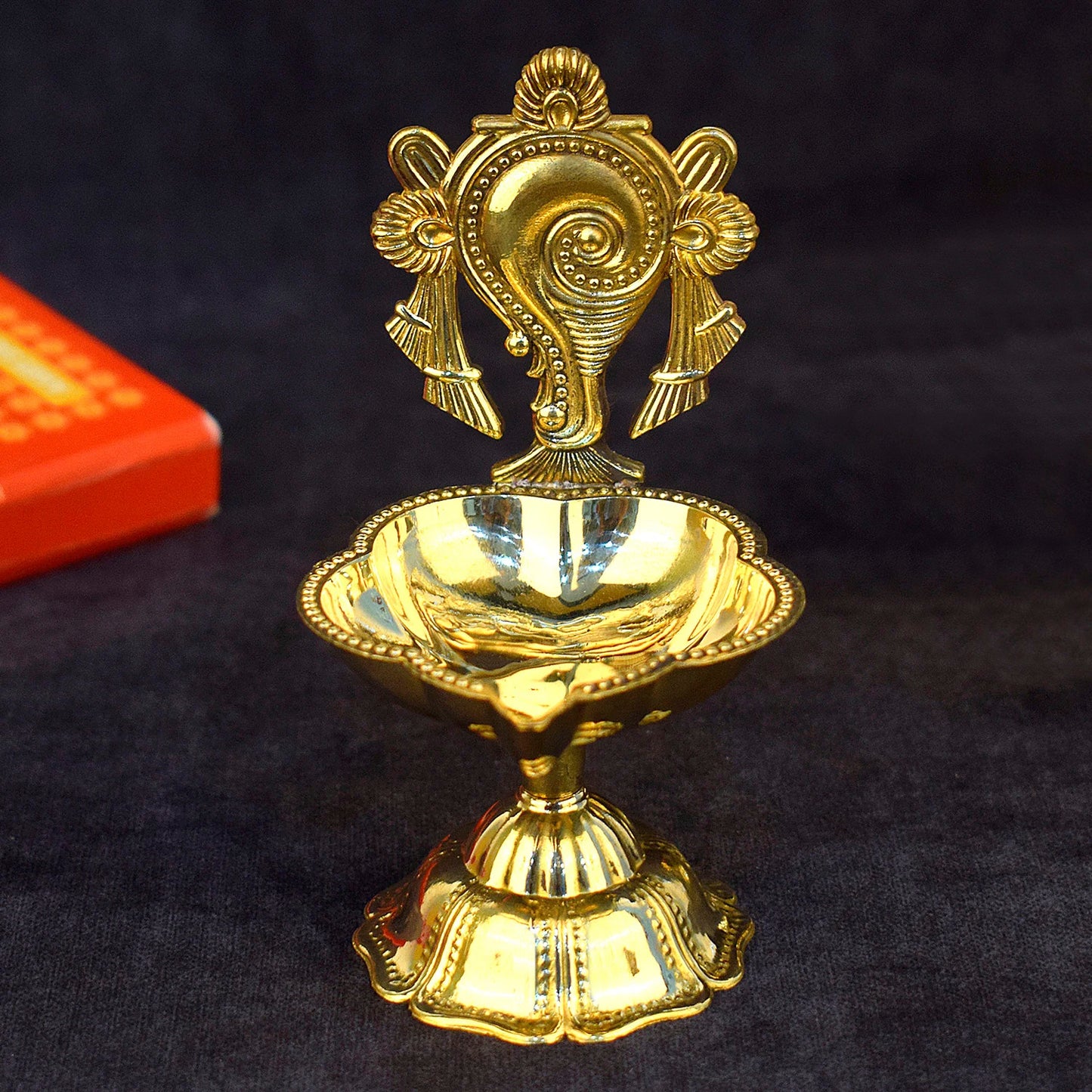 Brass Shankh Chakra Aarti Diya ( L x B x H – 6.5 x 5.5 x 11 cm, 110 gm) - View 4