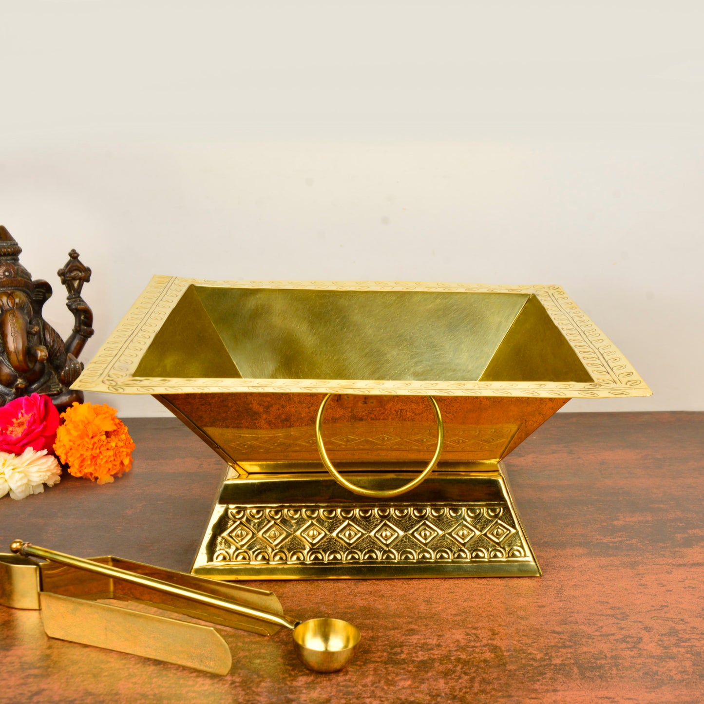 Premium 12 inches Brass Hawan Kund Set for Home (Havan Kund , Stand , Suchi Spoon , Tong / Chimta ; L x B x H – 31 x 31 x 13 cm ; 1175 gm) - View 4