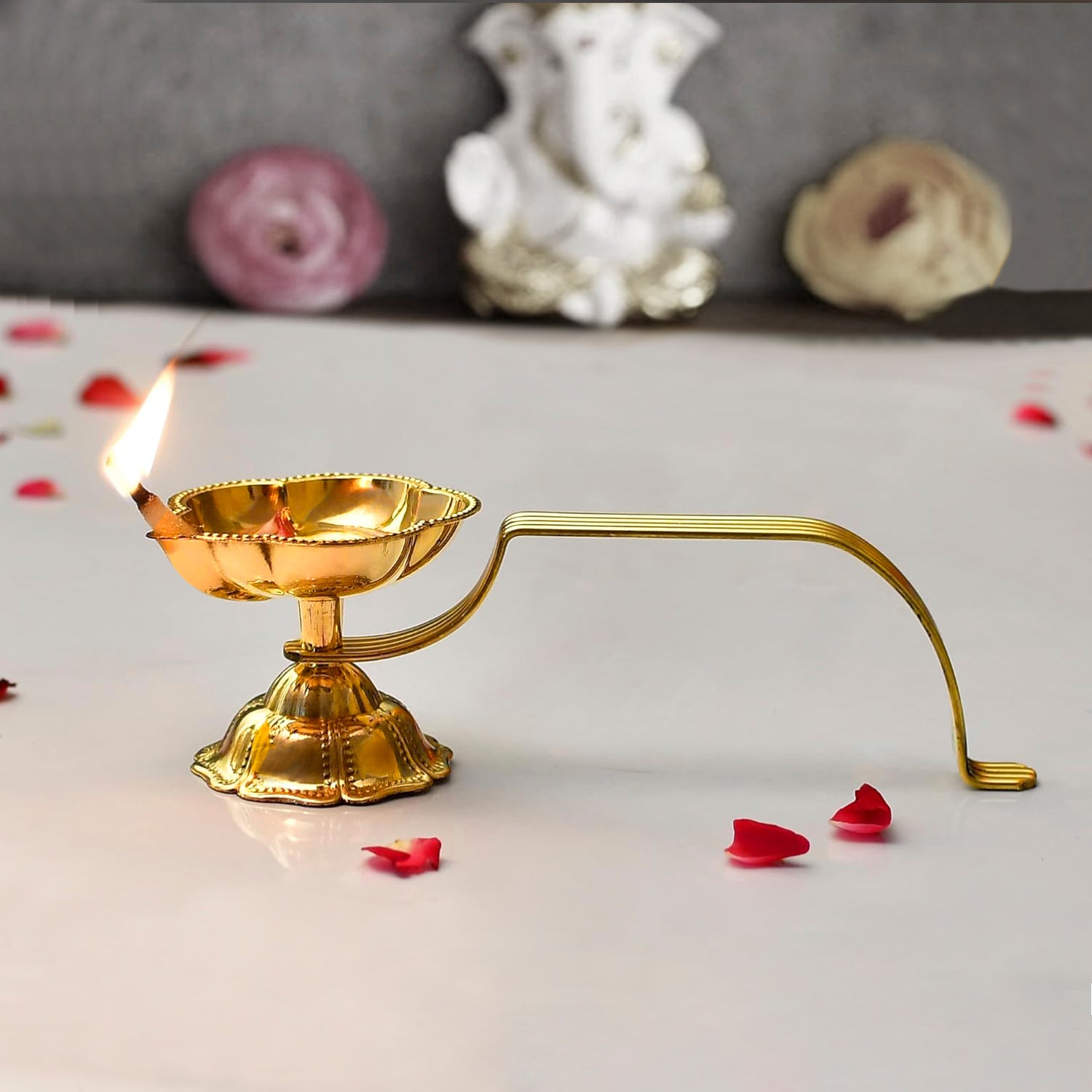 Brass Decorative Pooja Aarti Diya with Handle (L x B x H – 20 x 7 x 5.5 cm ; Weight – 140 gm) - View 4