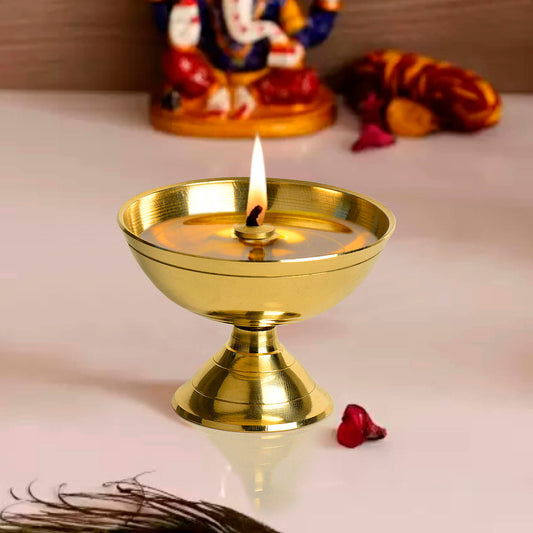 Handcrafted Pure Brass Akhand Pooja Jyoti Diya (Diameter - 6.5 cm, Height - 5 cm, 57 gm)