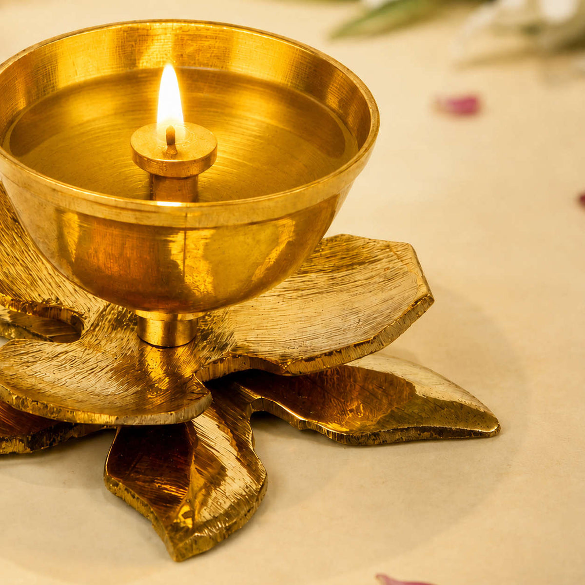Brass Lotus Design Pooja Aarti Diya  (7 x 7 x 3.5 cm, 80 gm)