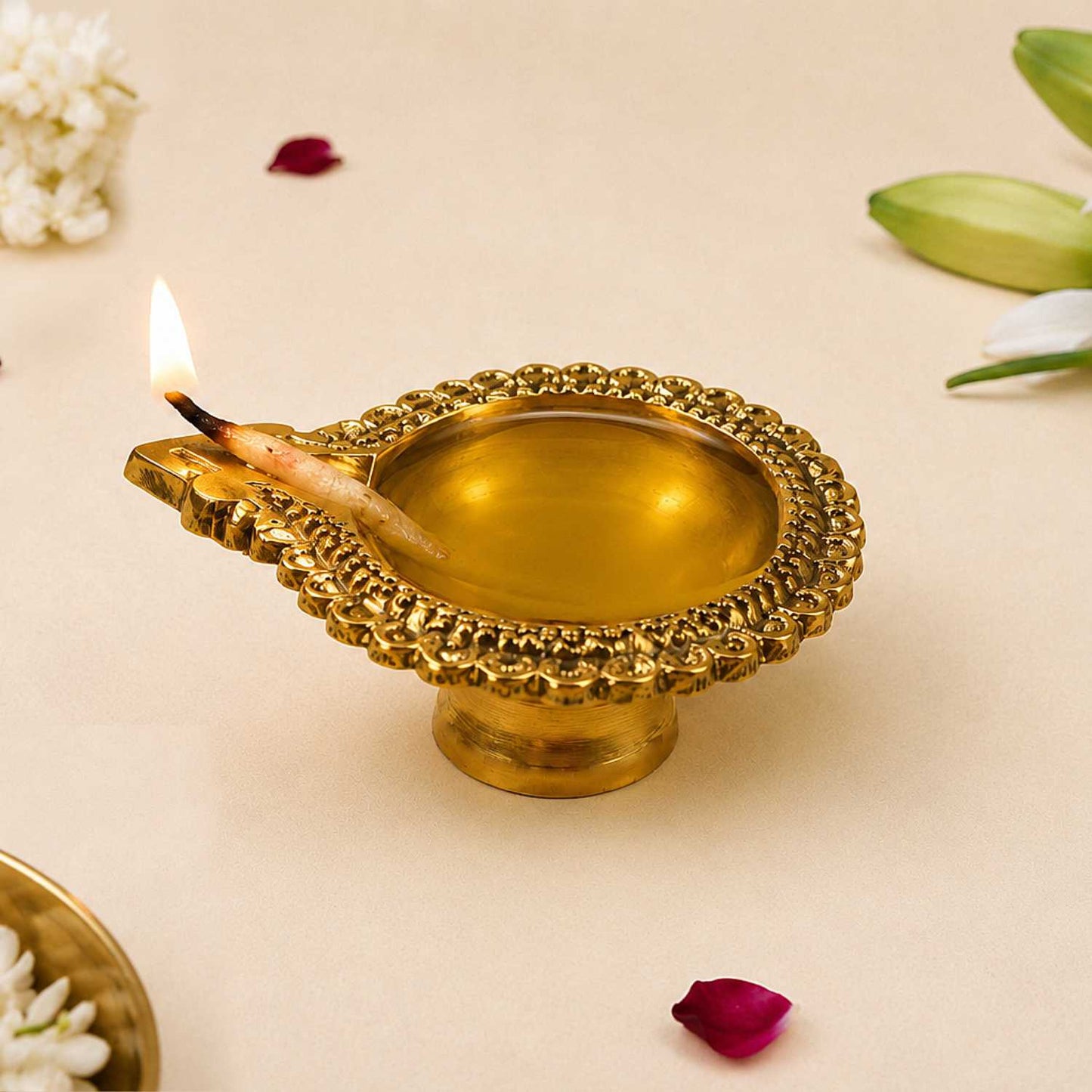 Brass Decorative Pooja Aarti Diya  (L x B x H - 7 x 5.5 x 2 cm, 50 gm) | Traditional Puja Oil Lamp | Home Decor | Diwali | Udupi Jyot Diya