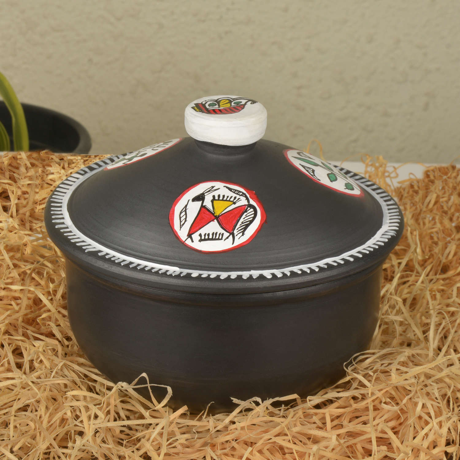 Handpainted Earthenware Clay Donga / Pot with Lid for Cooking / Serving ( Black , 750 ml)