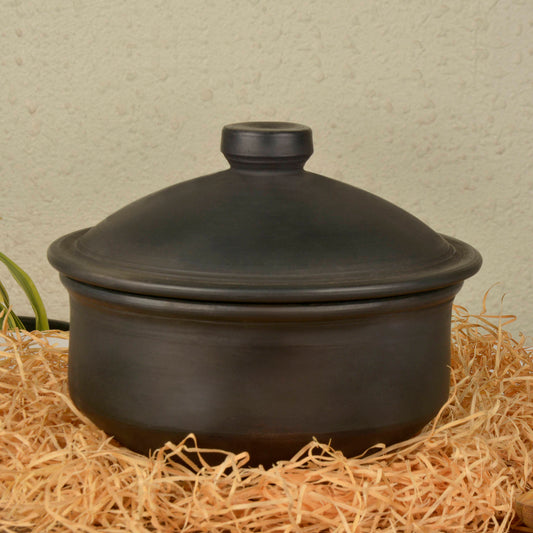 Handcrafted Earthenware Clay Donga / Pot with Lid for Cooking / Serving ( Black , 1000 ml)